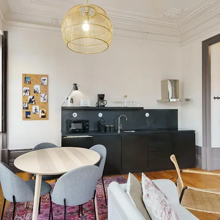 Feel Antique Poveiros Flats ポルト